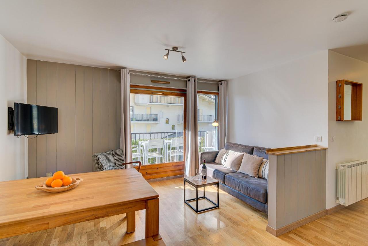 Apartment Fermes Du Montenvers B11 - Alpes Travel - Central Chamonix - Sleeps 4 Buitenkant foto