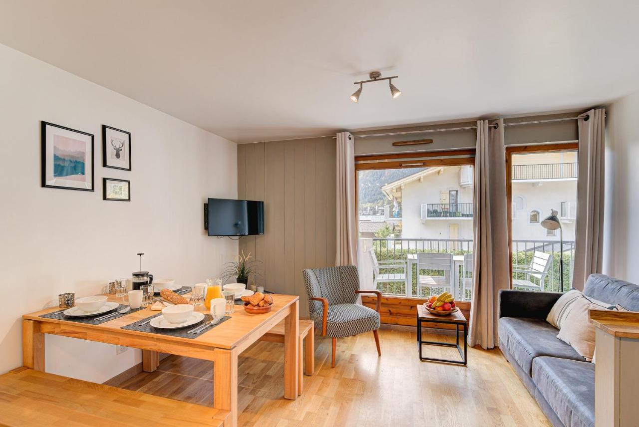 Apartment Fermes Du Montenvers B11 - Alpes Travel - Central Chamonix - Sleeps 4 Buitenkant foto